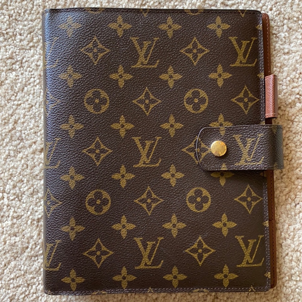 Louis Vuitton Large  Ring Agenda Gm monogram